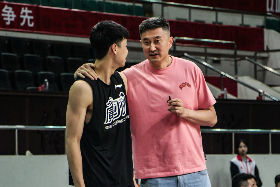 的赵睿, 的绯闻 的赵睿, 的绯闻