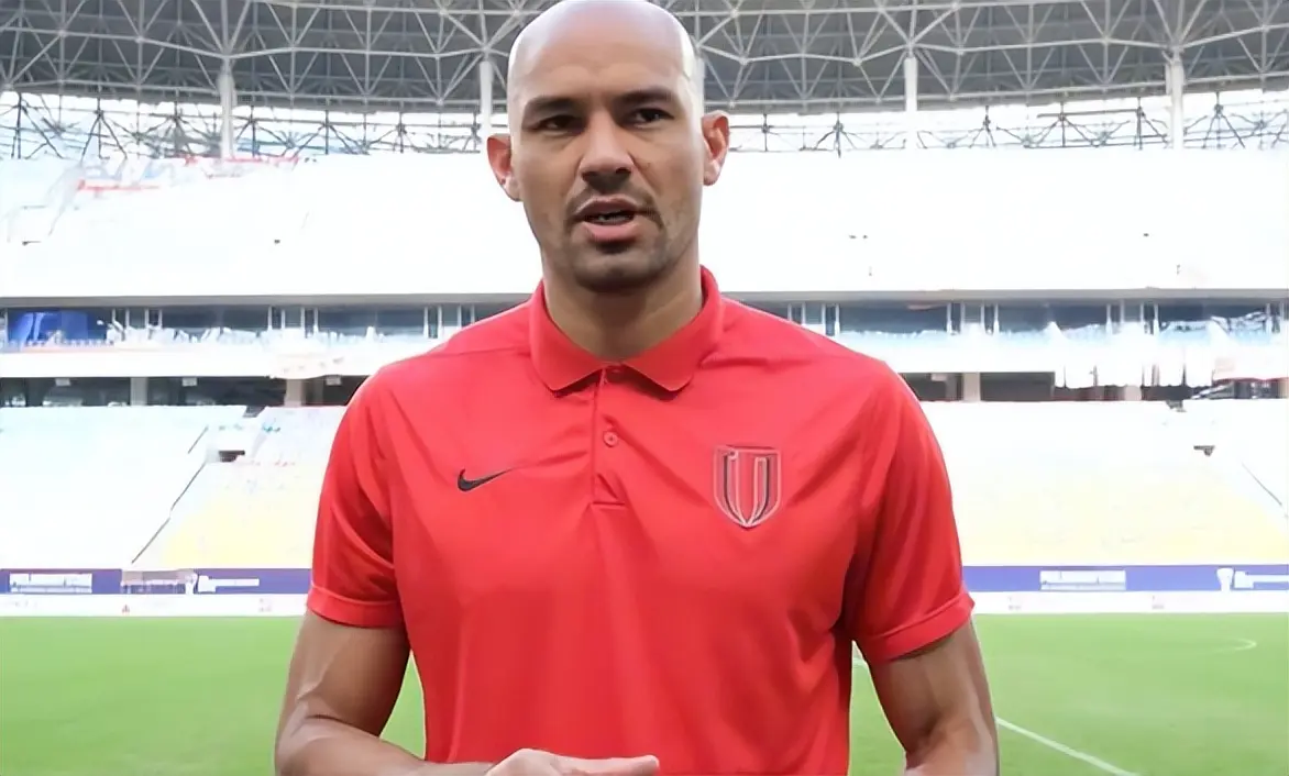 S长春亚泰, 佩一马当先